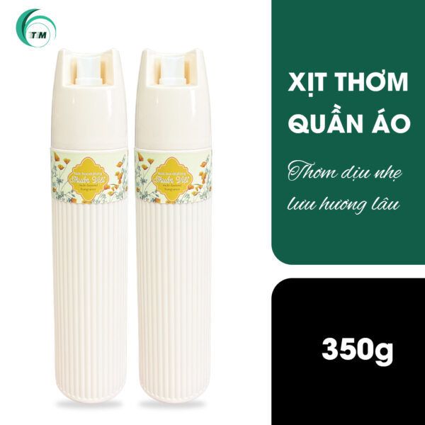 Xịt thơm quần áo 350g Thuần Việt, hương dịu nhẹ, lưu hương lâu.